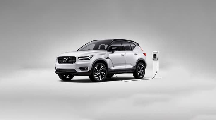 volvo charging side view