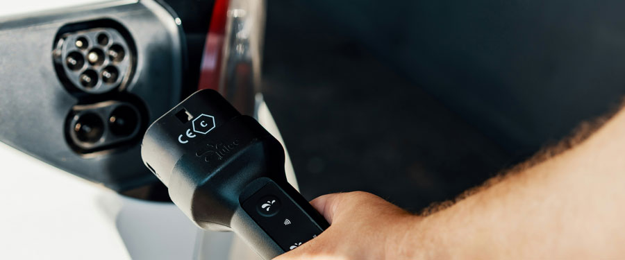 charging car