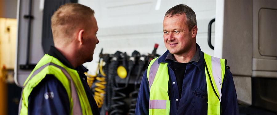 colleagues having a chat